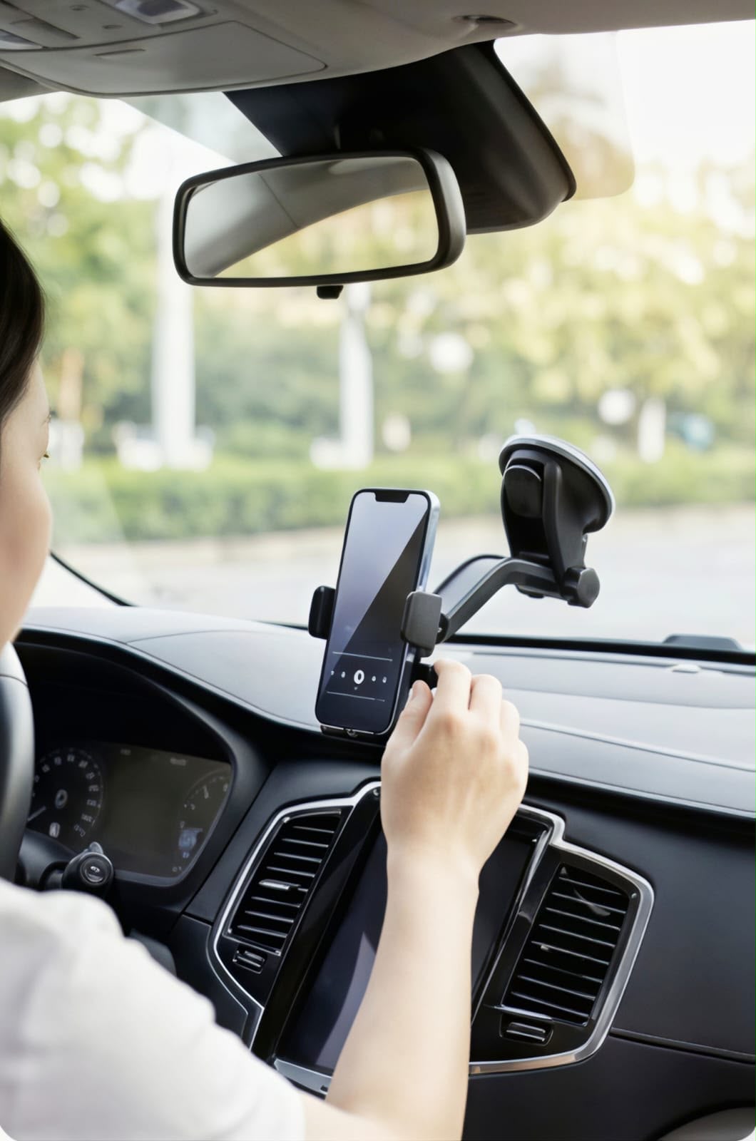 Universal Car Dashboard & Windshield Mobile Phone Holder | 360° Adjustable Suction Mount