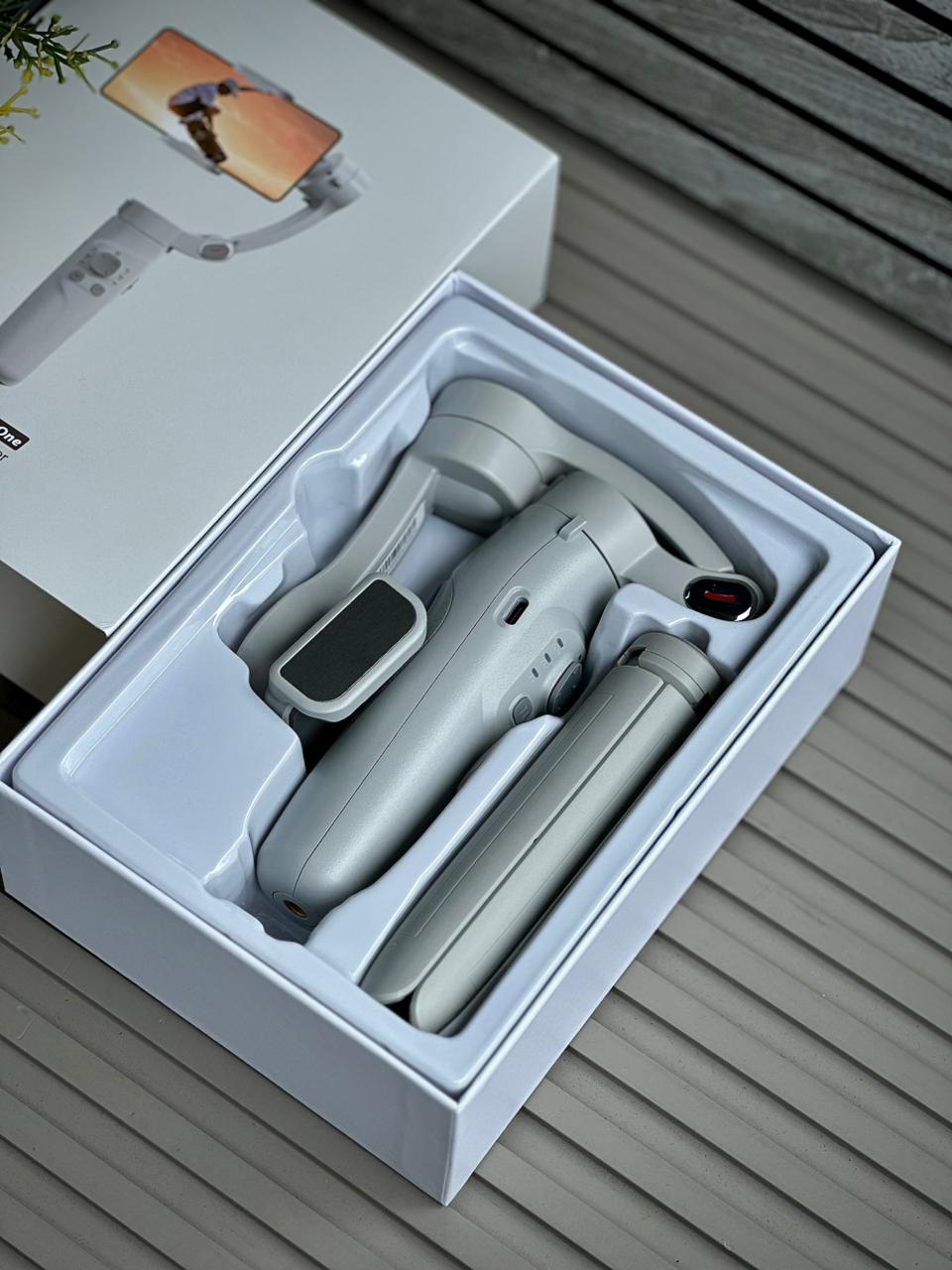 M1 3-Axis Gimbal Stabiliser for Smooth Video Recording, Portable Smartphone Stabiliser | Face Tracking | Vlogging and Live Streaming |